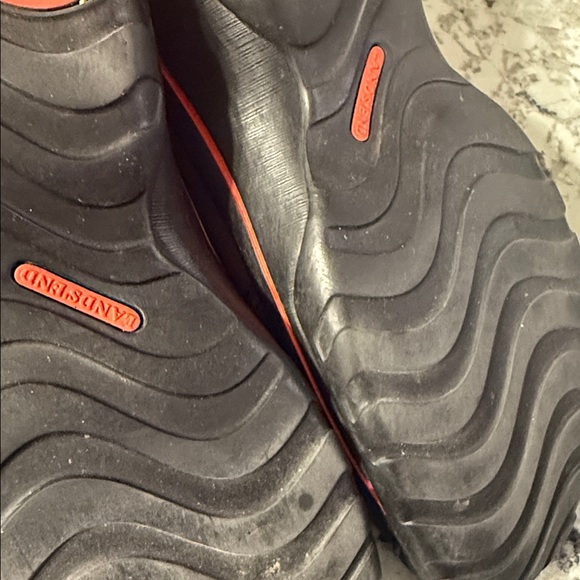 Lands’ end shoes - Picture 3 of 3